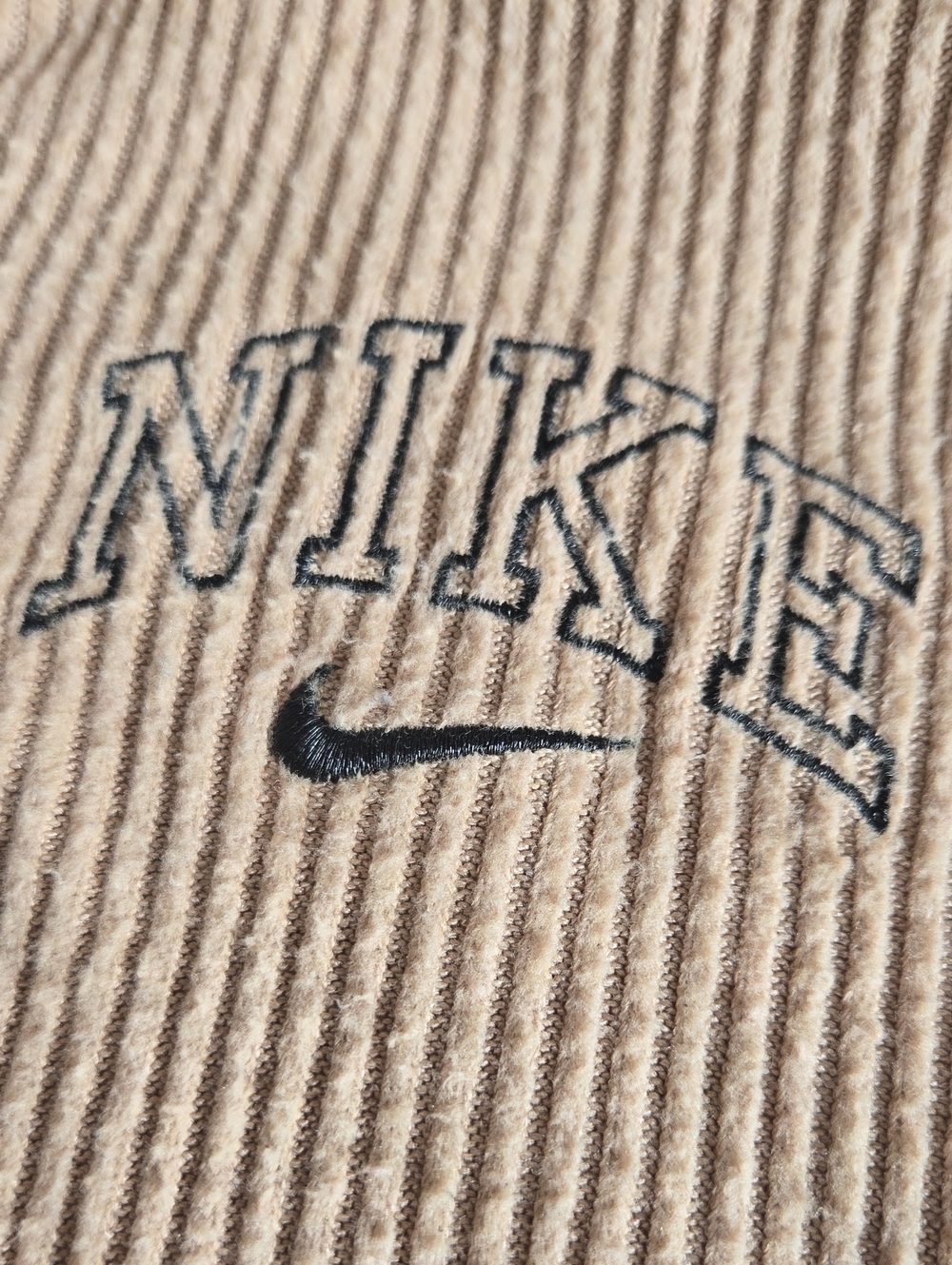 Nike Beige Fuzzy Corded Hoodie & Joggers Kids Set - Picture 3 of 11